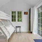 Semesterbostad Farman - 150m From The Sea By Interhome