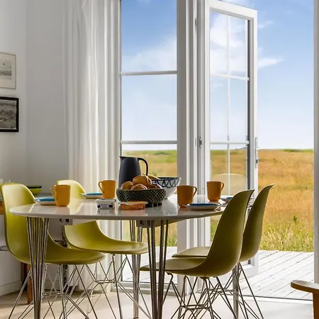 Semesterbostad Farman - 150m From The Sea By Interhome Laeso